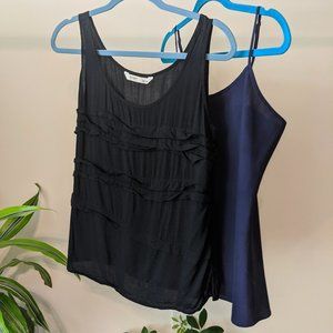 2 sleeveless tops black / navy